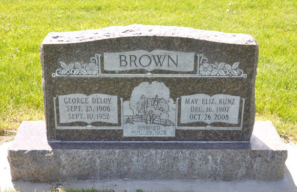 Brown, George Deloy (May Eliz. Kunz) (1) (Cedron)