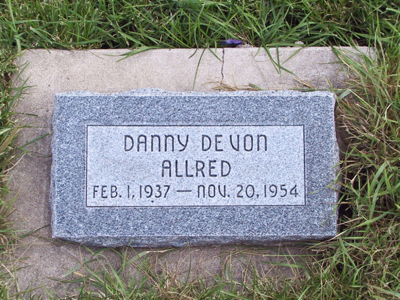 Allred, Danny Devon
