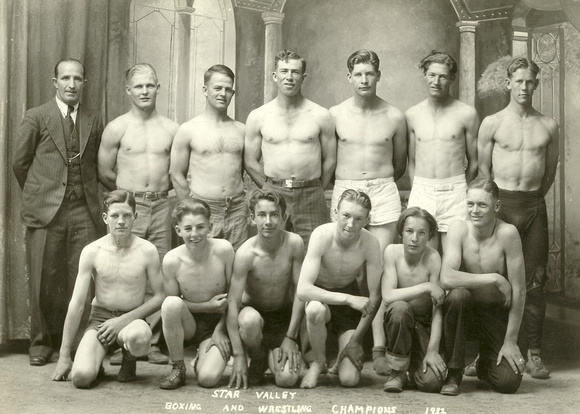 People, Group, Boxing and Wrestling Champions, 1932