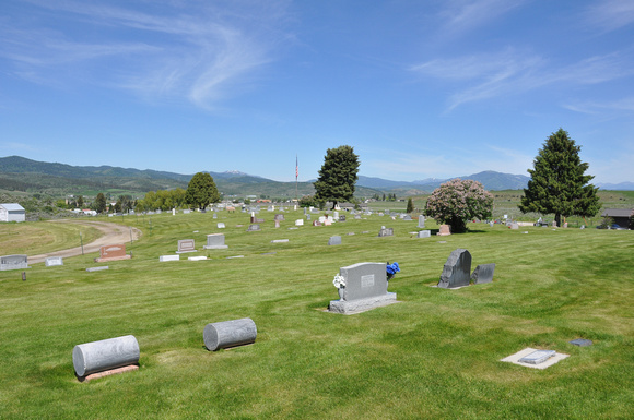 4. Thayne Cemetery