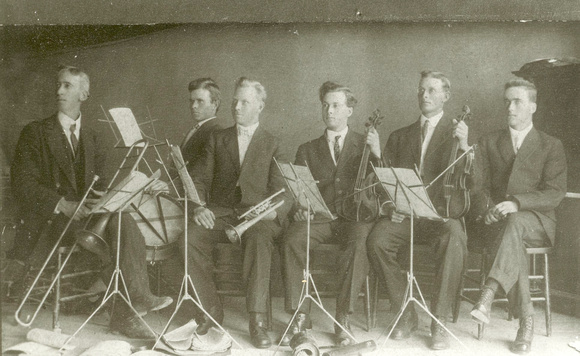 People, Group, Band (6 participants)